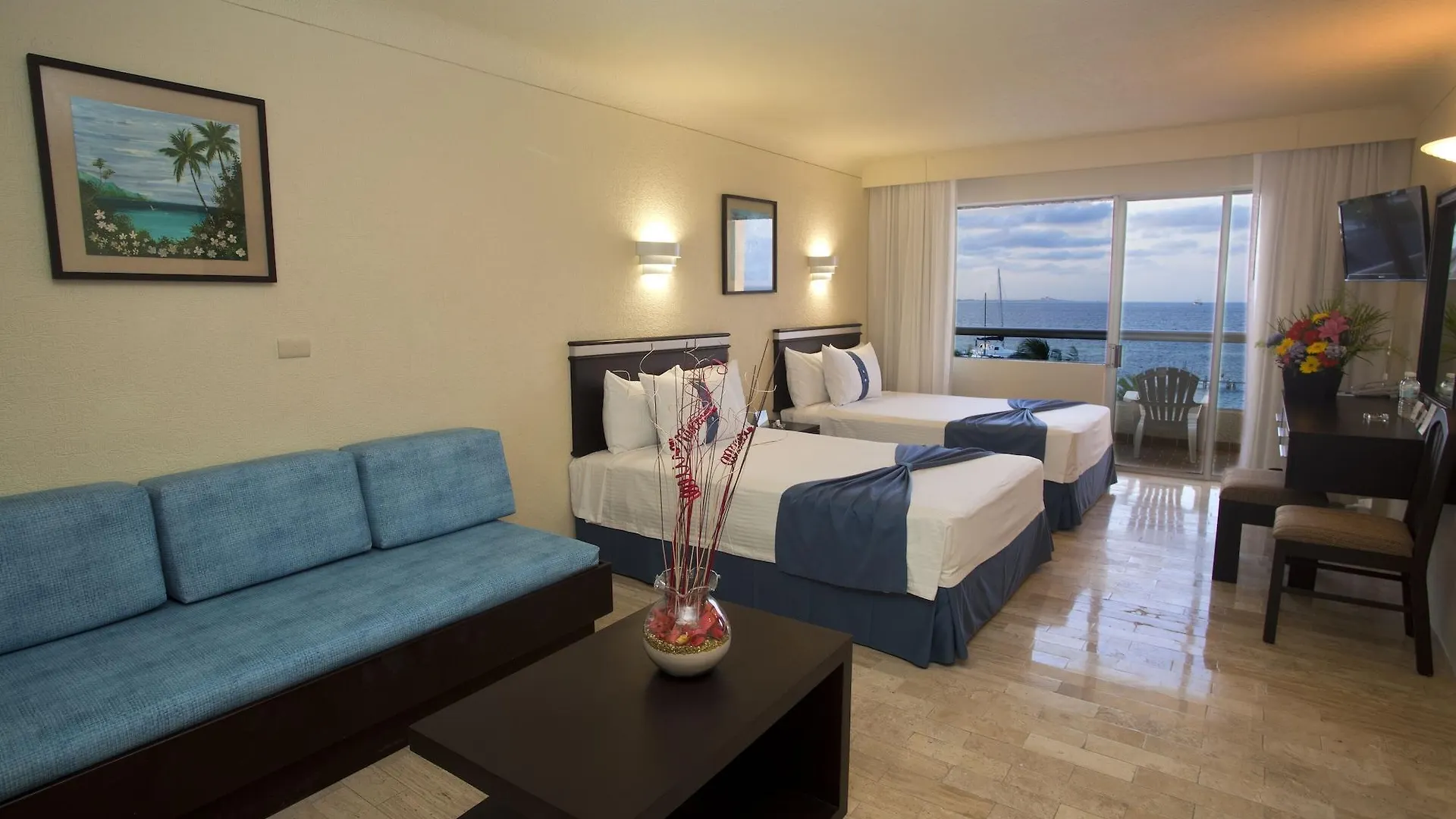 Resort Aquamarina Beach Hotel Cancun