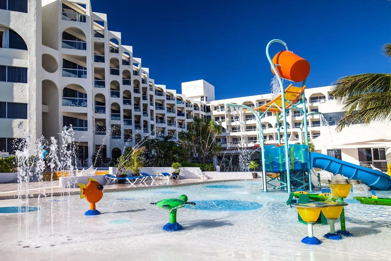 Aquamarina Beach Hotel Cancun 3*,  Meksika