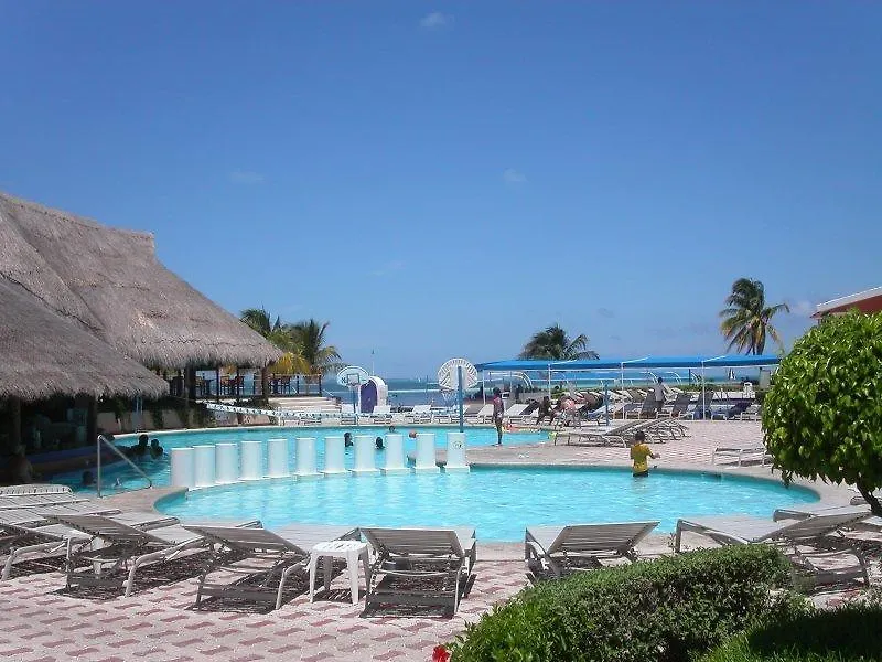 Resort Aquamarina Beach Hotel Cancun