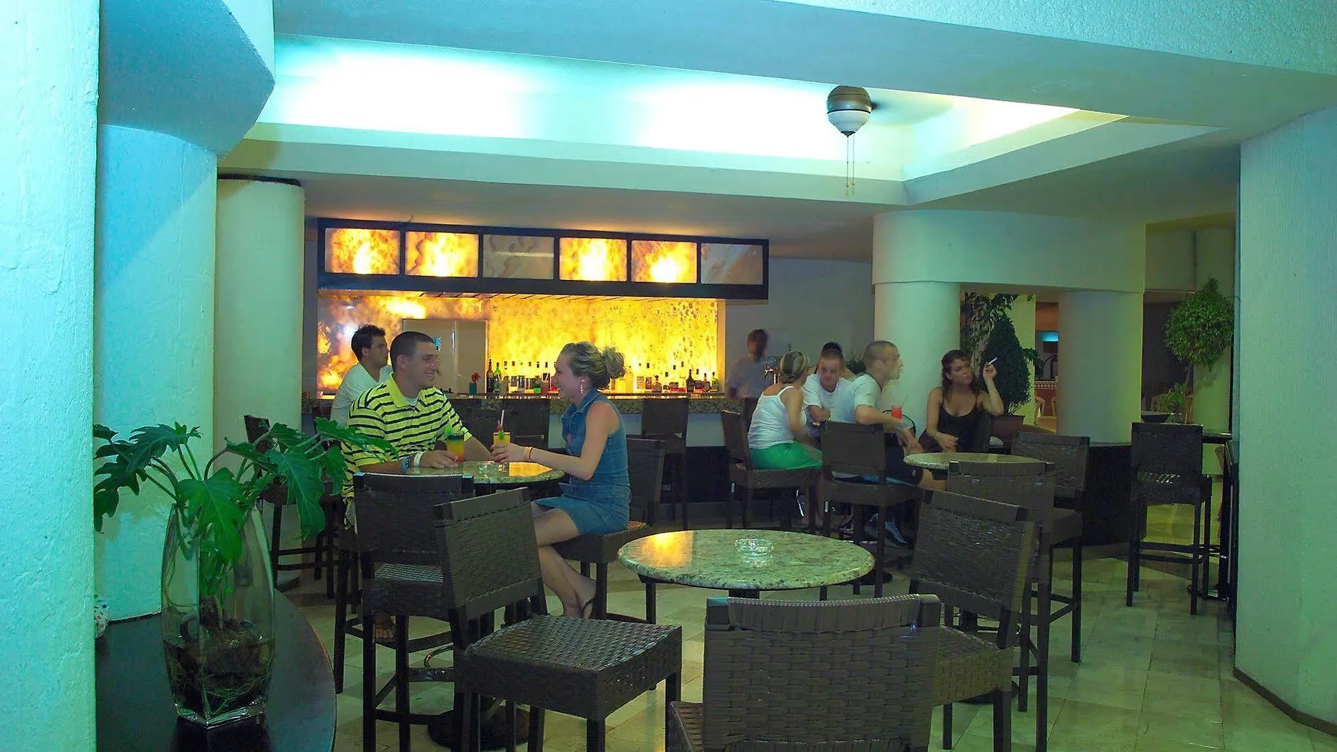 Aquamarina Beach Hotel Cancun Mexico
