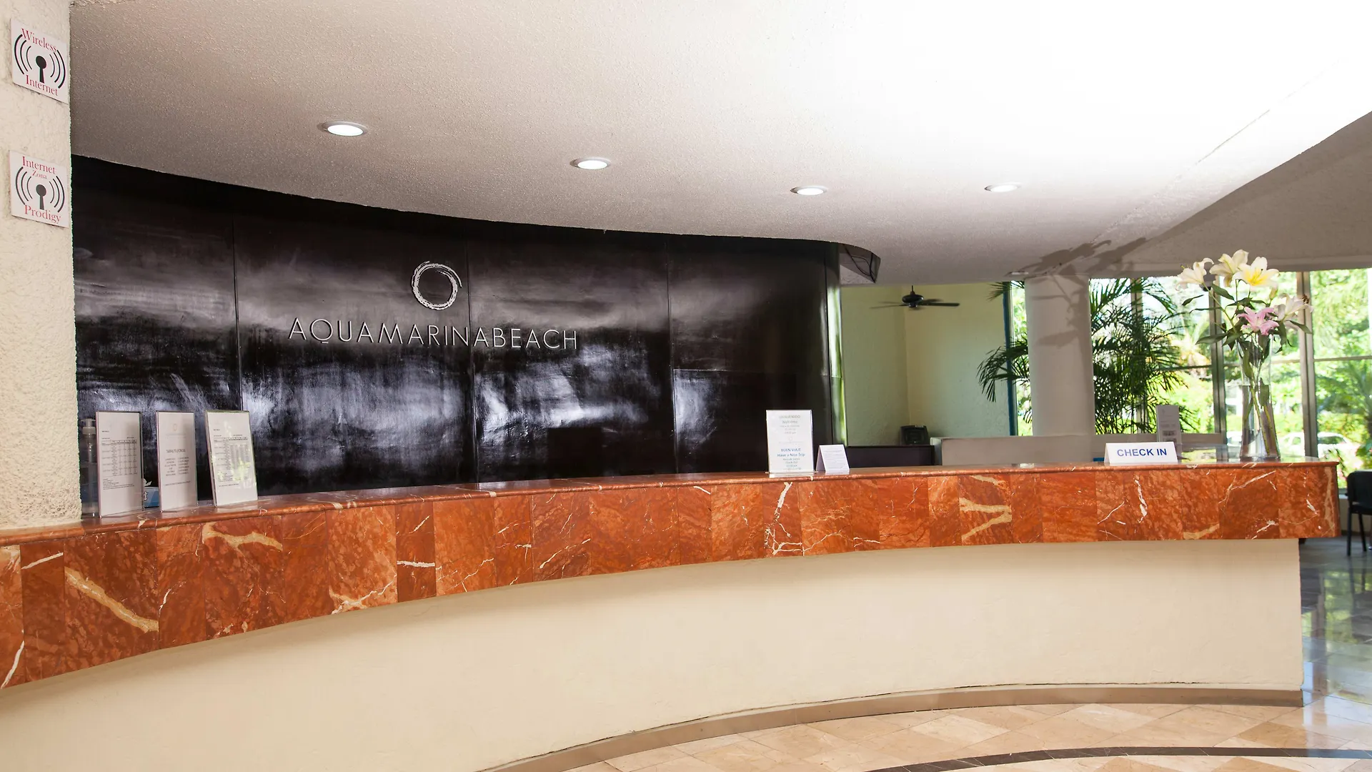 *** Resort Aquamarina Beach Hotel Cancun Mexico