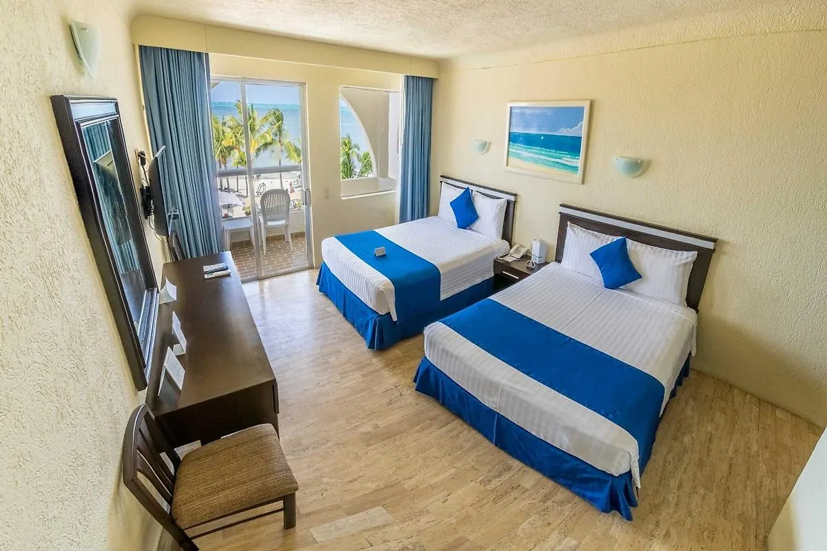 Aquamarina Beach Hotel Cancún