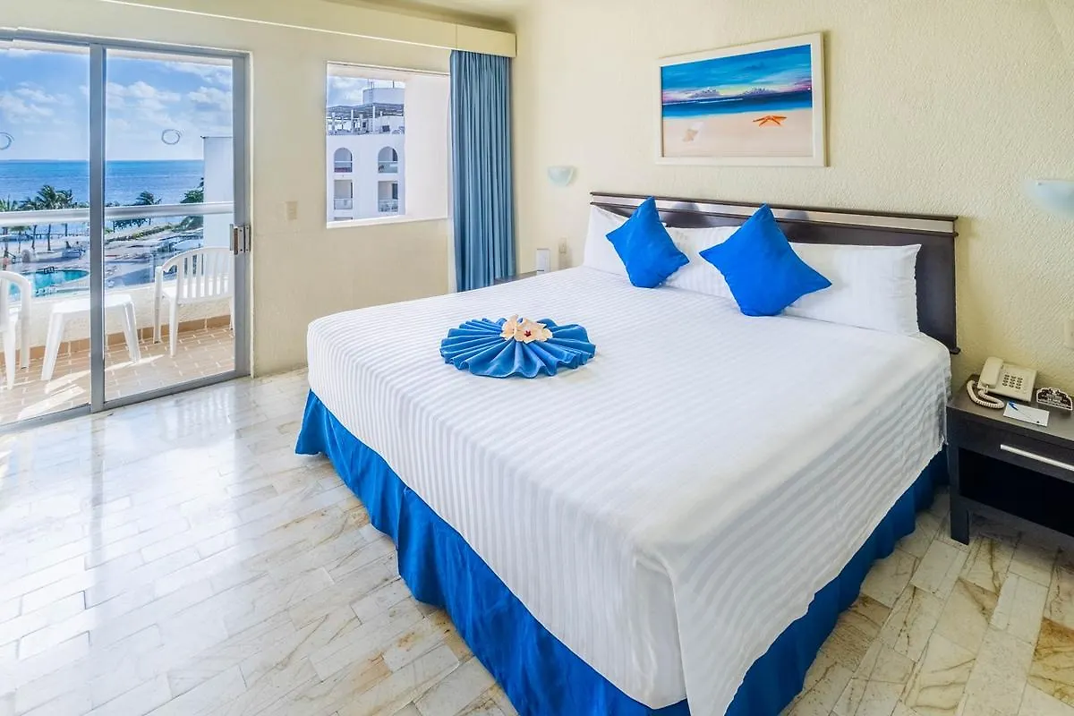 Rezort Aquamarina Beach Hotel Cancún