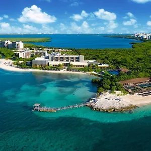 Resort Nizuc &